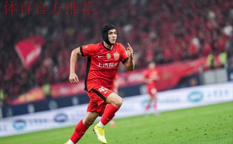 李新翔:逐渐适应了中超节奏,希望早日进入国家队为国争光 李新翔:逐渐适应了中超节奏,希望早日进入国家队为国争光